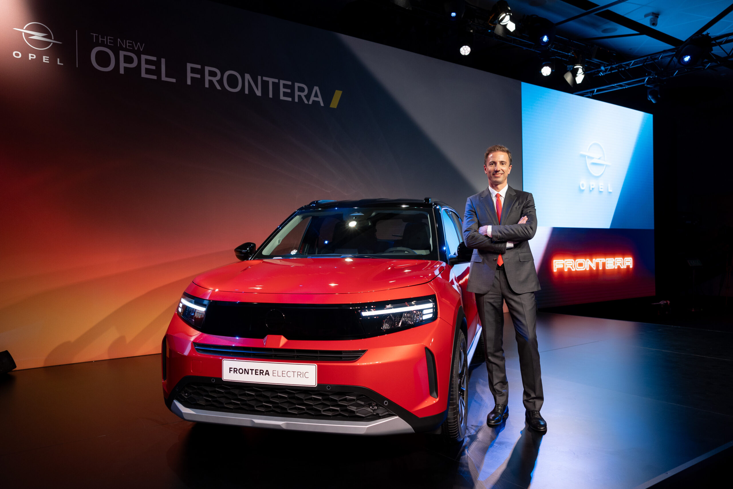 11 juin 2024À la une Actualités Electriques (BEV) Hybride (MHEV) Nouveautés Opel dévoile le nouveau Frontera : un SUV compact, spacieux et confortable