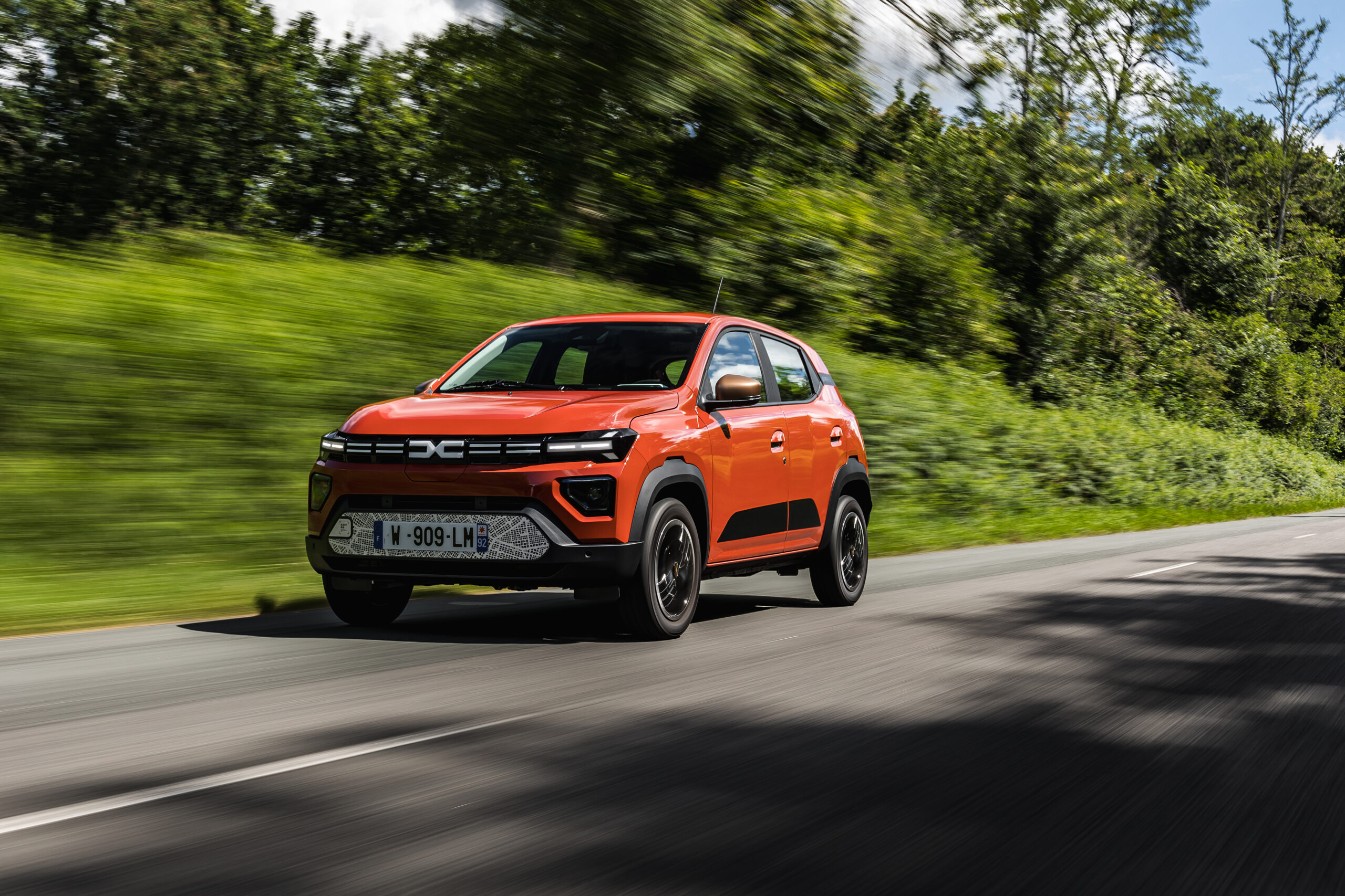 19 août 2024À la une Actualités Electriques (BEV) Nouveautés La nouvelle Dacia Spring : la citadine électrique accessible à tous